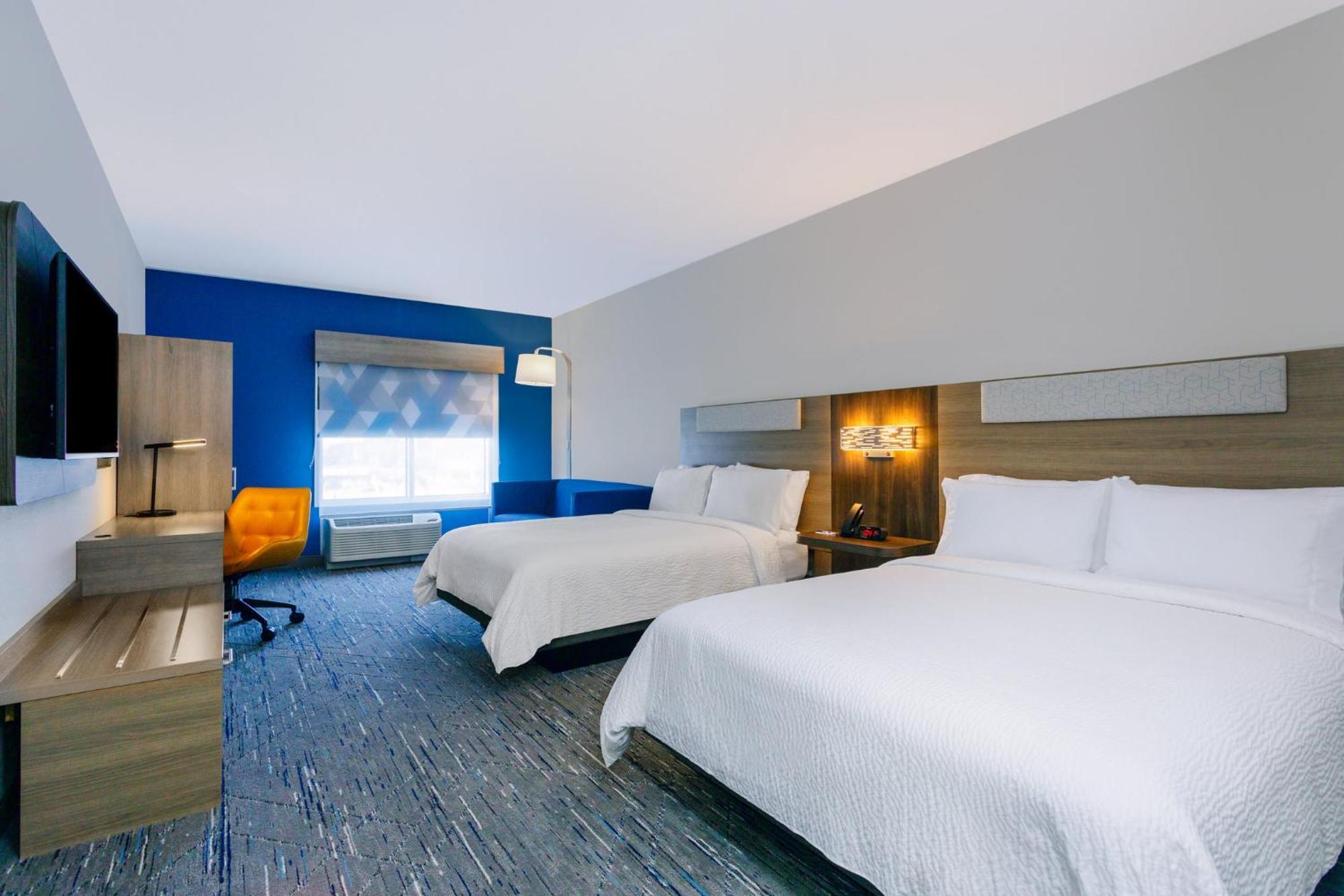 Holiday Inn Express & Suites Tampa Stadium - Airport Area By Ihg Екстериор снимка